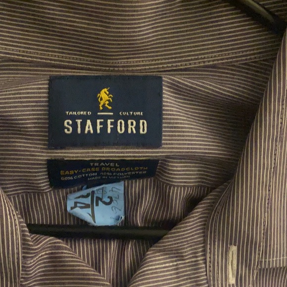 Large button down - Picture 2 of 2